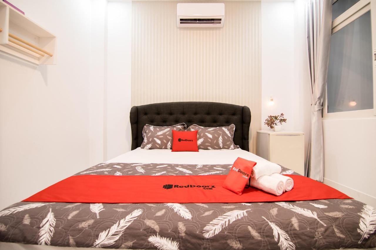 Reddoorz Near Saigon Zoo Hotel Хошимин Екстериор снимка